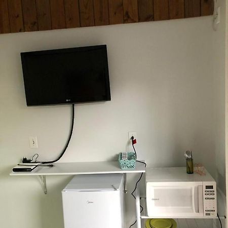 Suite Rua Pescada Amarela Бомбиняс Екстериор снимка