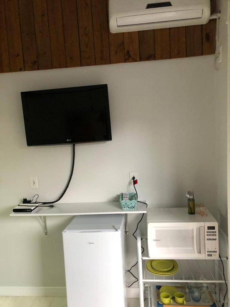 Suite Rua Pescada Amarela Бомбиняс Екстериор снимка